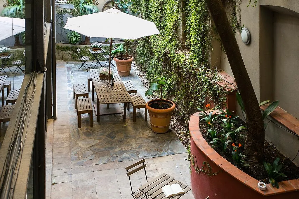 4 Rooms Barcelona 0*,