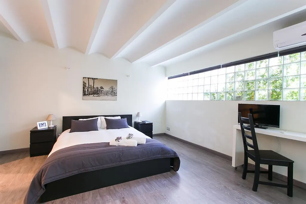 4 Rooms Barcelona 0*,
